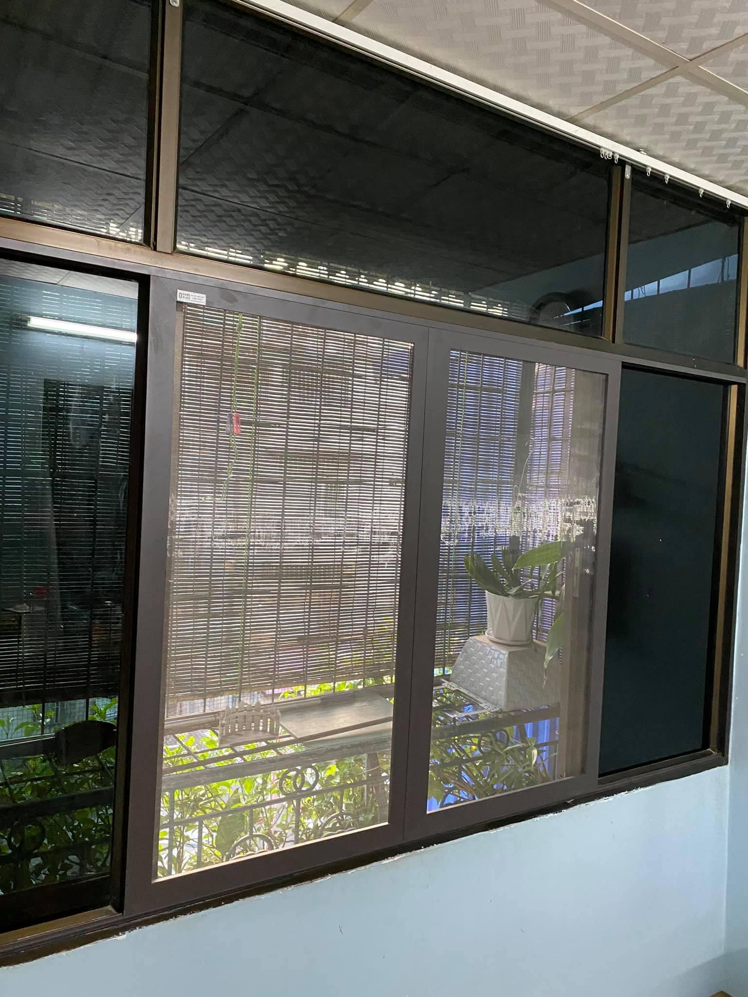 CỬA LƯỚI CHỐNG MUỖI INOX - MỞ LÙA AN TOÀN- BỀN- ĐẸP CỬA LƯỚI CHỐNG MUỖI INOX - MỞ LÙA AN TOÀN- BỀN- ĐẸP