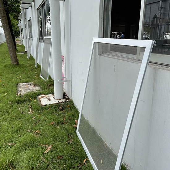 cửa lưới chống côn trùng