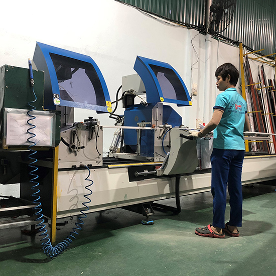 Cửa lưới Quang Minh